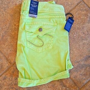 Silver Jeans Suki Flap Shorts